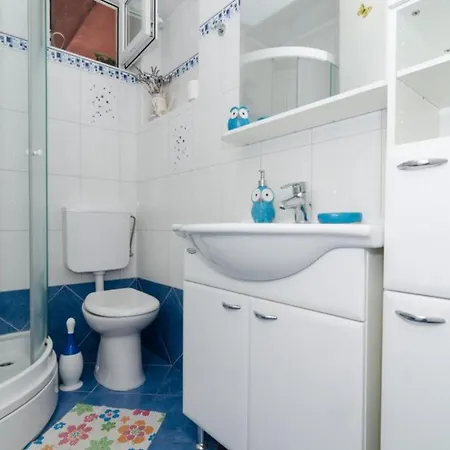 Ivo Gostinjska kuća *